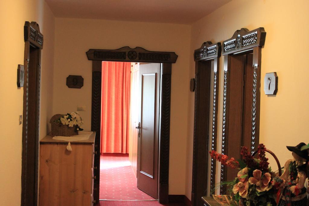 Albergo Alisander Corvara Zewnętrze zdjęcie