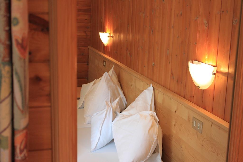 Albergo Alisander Corvara Zewnętrze zdjęcie
